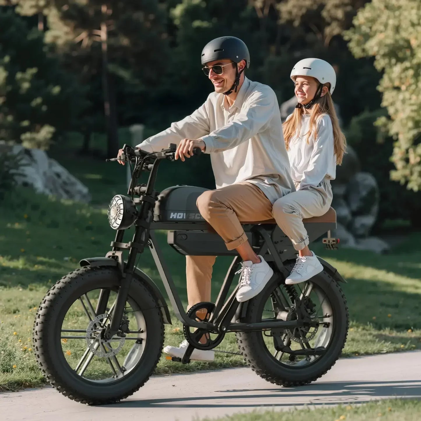HOVSCO HovGtrs 1500W Moped-style Electric Bike