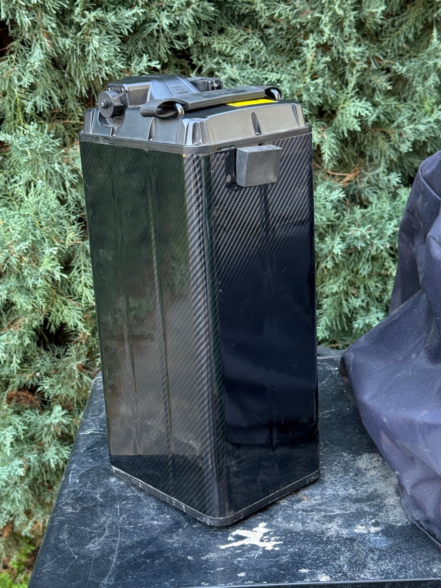 E - Bike Carbon Fiber Battery Wrap