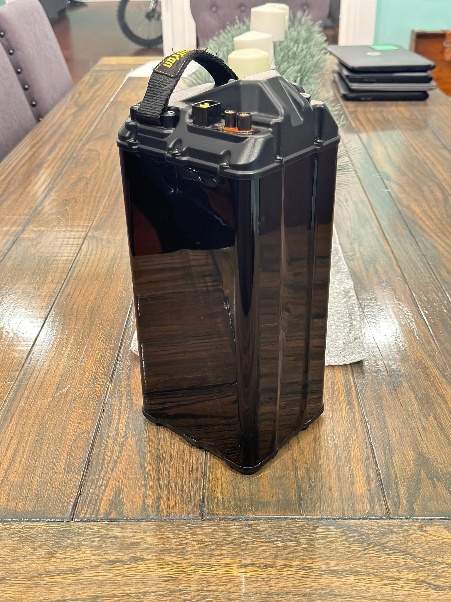 E - Bike "invisible" Vantablack Battery Wrap