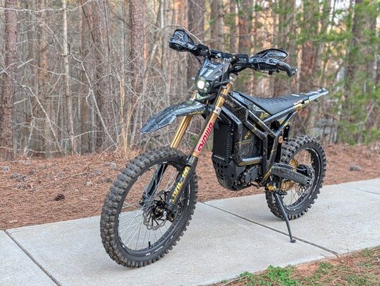 Talaria Komodo with titanium bolt kit installed – side view